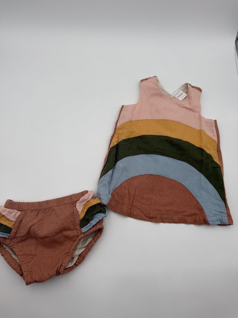 Rainbow Two-Piece Set by Hanna Andersson